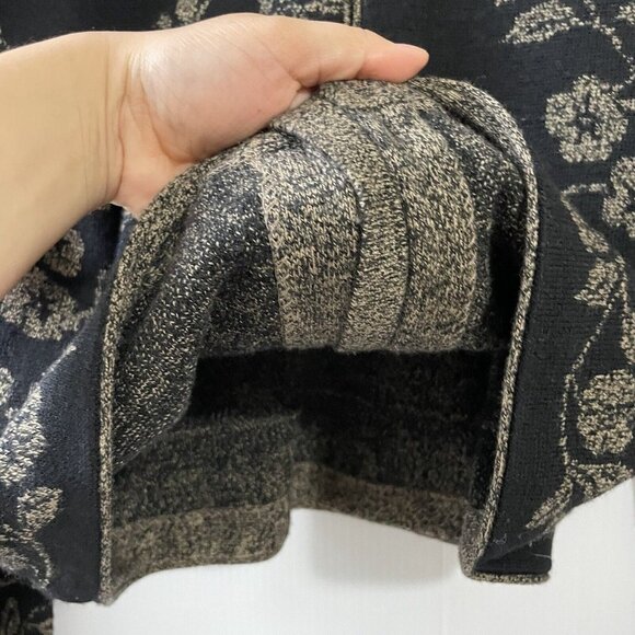 VTG Talbots Size S Black Gold Floral 100% Merino Wool Cardigan w/ Frog Closure - Picture 4 of 16